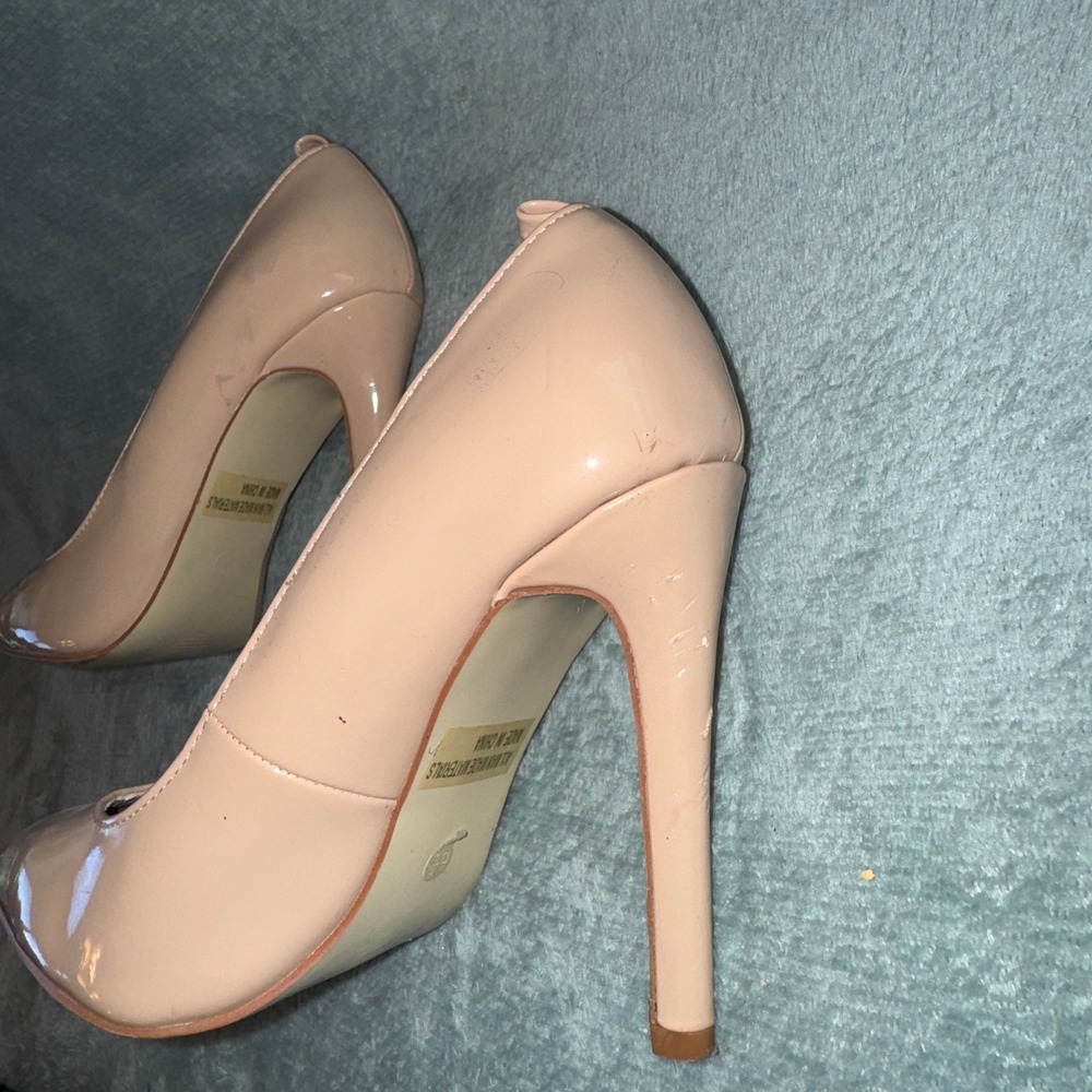 Glaze Womens Pointed Toe Pump 8.5 Nude Patent Faux Leather Stiletto Heel - Picture 12 of 16